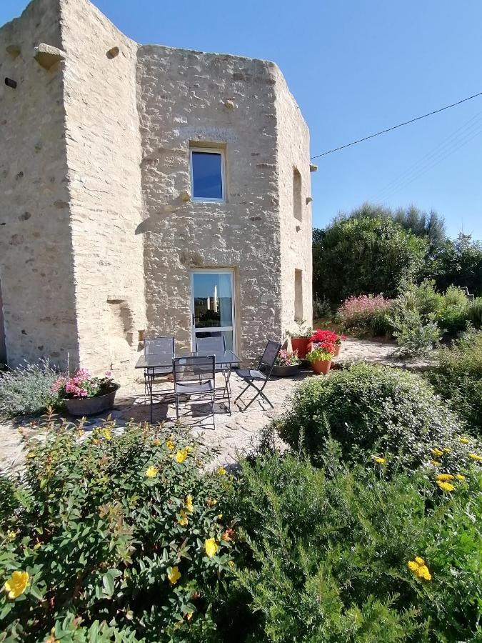 Bed and Breakfast La Tour Du Bois Dormant Plozévet Exterior foto